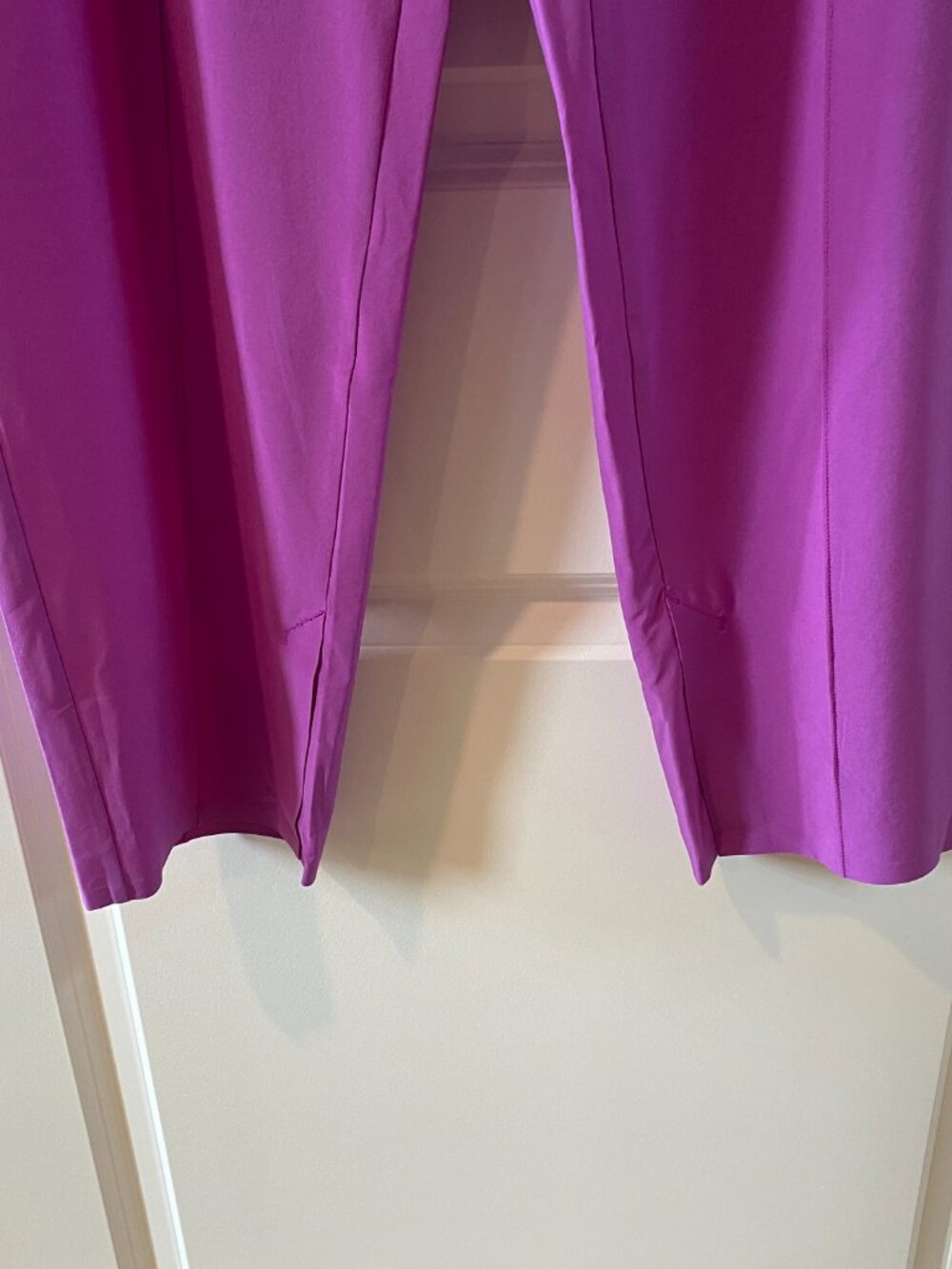 Athleta Vienna Slim Pant in Vibrant Purple Size 12 - Picture 5 of 10
